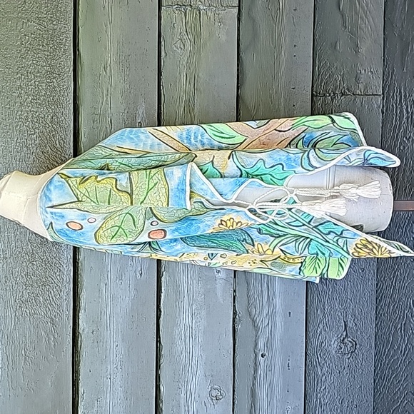 TUINOS Vintage Hand Painted Poncho - Picture 5 of 8